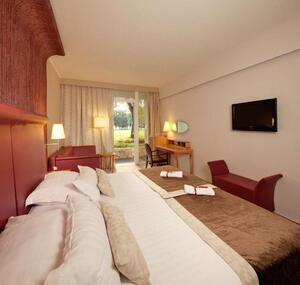 18114