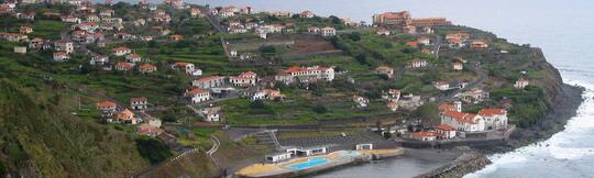 Ponta_Delgada,_São_Vicente,_Madeira_Island, Autor: Justinramahlo – Vlastní dílo