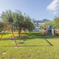 31033