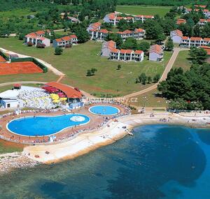 31330