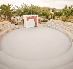 32695