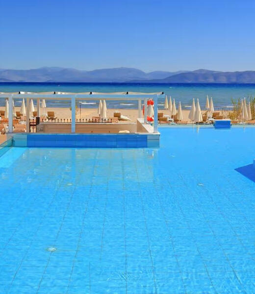 Cavomarina Beach