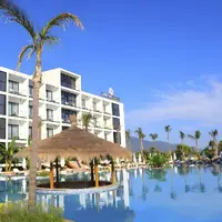 33046