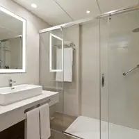 33225