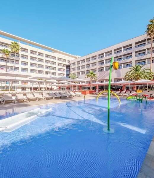 024-p-pool12679839x7.jpg