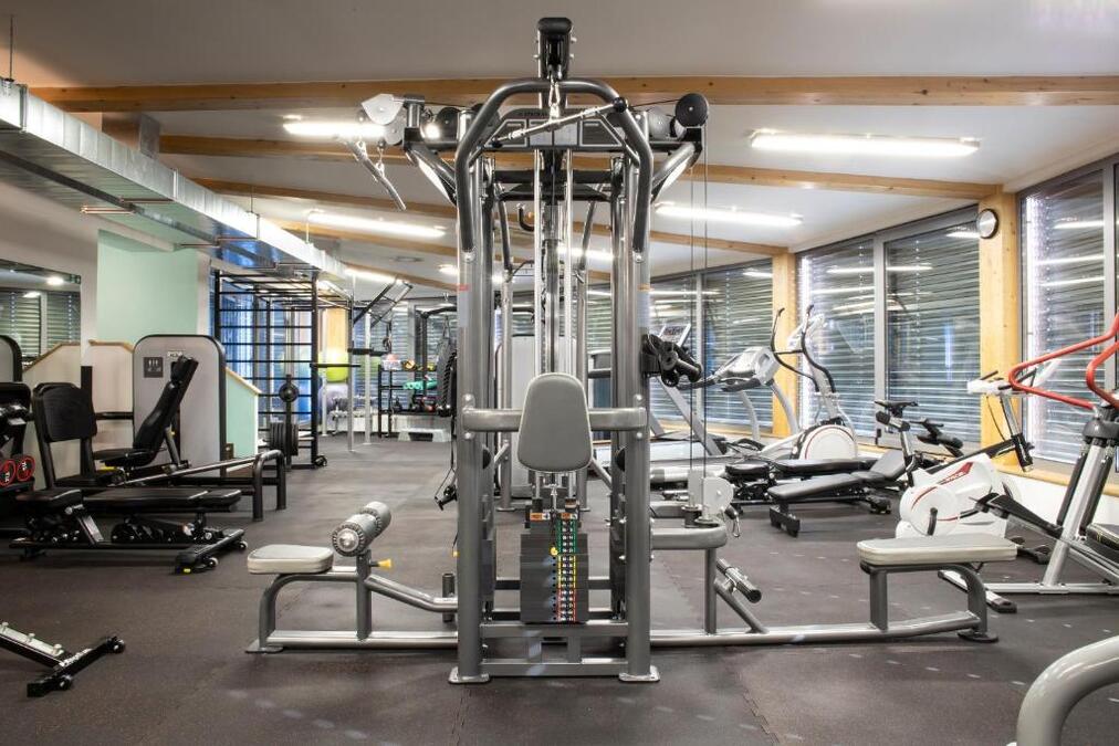 34268